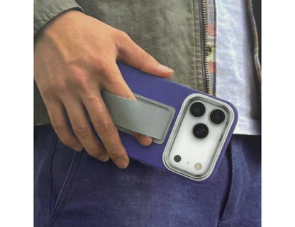 Wizard Compr Mag Case for iPhone 17 Pro Max with MagSafe, airbag corners, and kickstand.