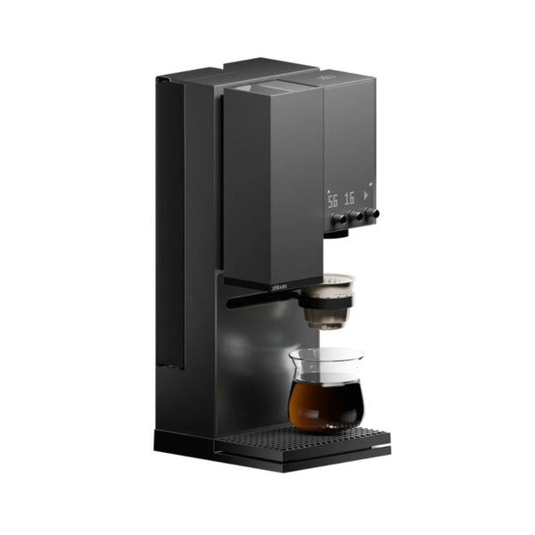 xBloom Studio automatic pour-over coffee machine Midnight Black with integrated grinder and precision scale in Qatar